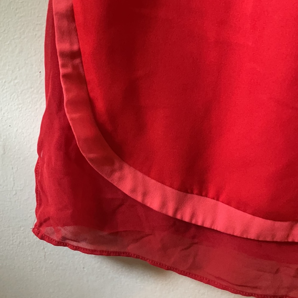 Red blouse - Picture 3 of 4